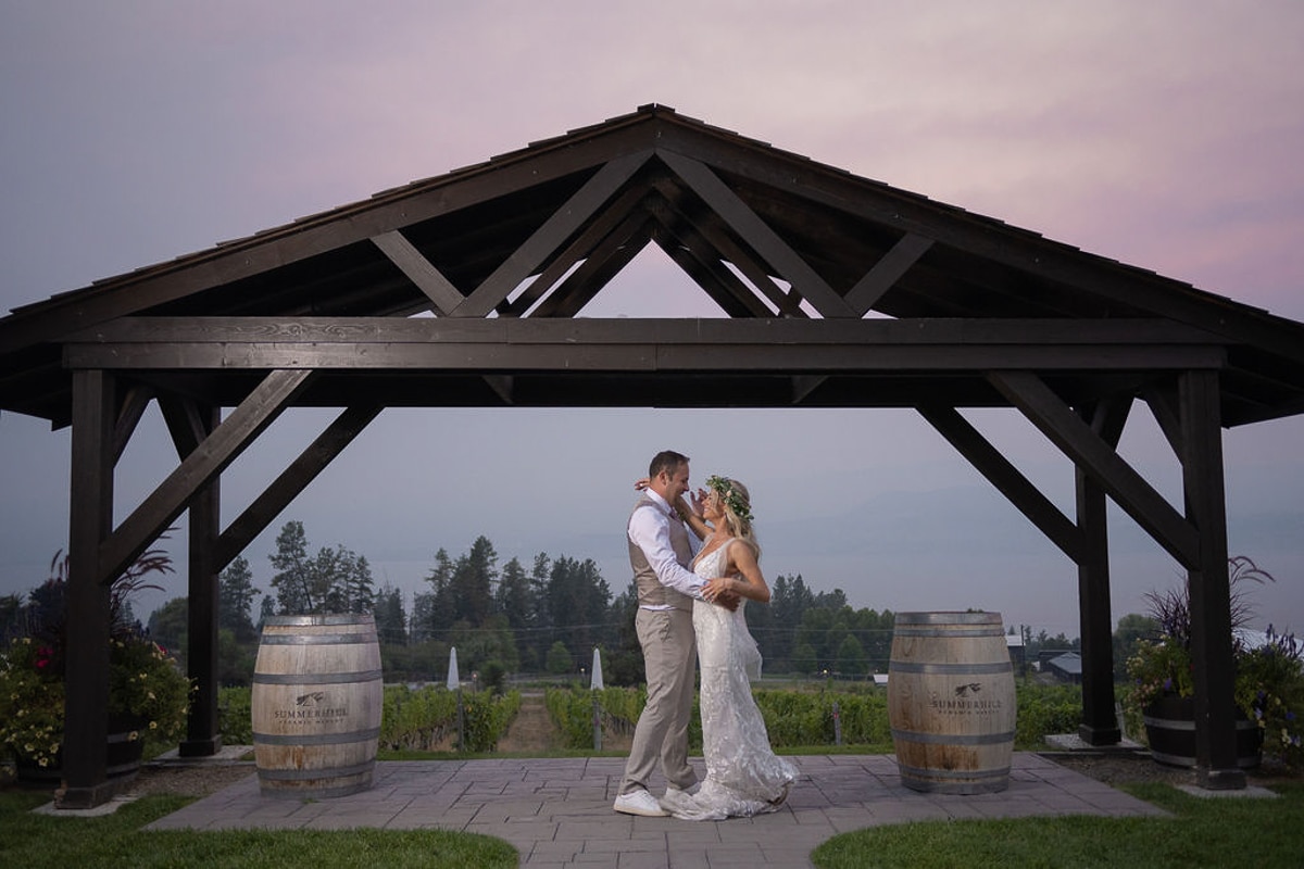 Kelowna Wedding Photographers Memorable and Vibrant Okanagan Photography